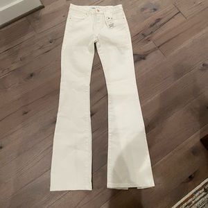 Zara NWTS white jeans with slits